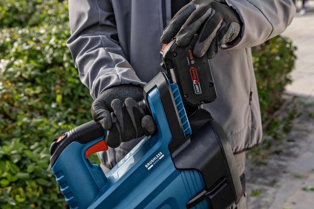 Bosch PRO Akku-Laubbläser GBL 18V-750 Produktbild img6 L