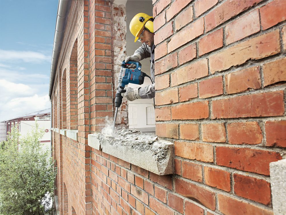 Bosch PRO Schlaghammer mit SDS max GSH 5 CE im Handwerkerkoffer Produktbild img6 L