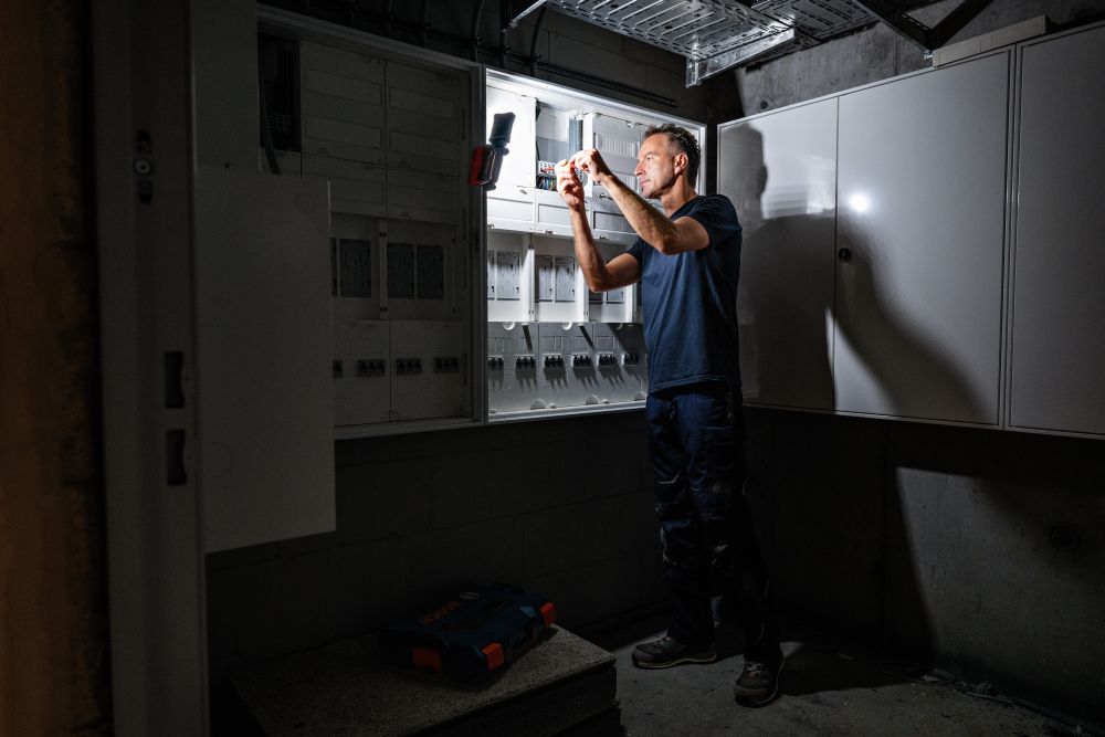 Bosch PRO Akku-Leuchte GLI 18V-800 Produktbild img6 L