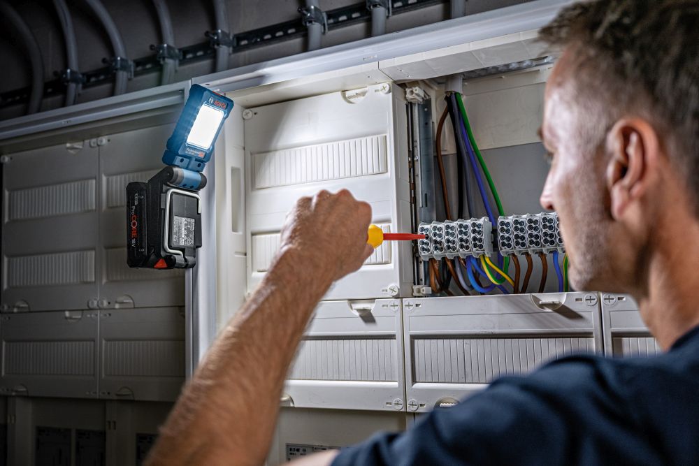 Bosch PRO Akku-Leuchte GLI 18V-800 Produktbild img4 L