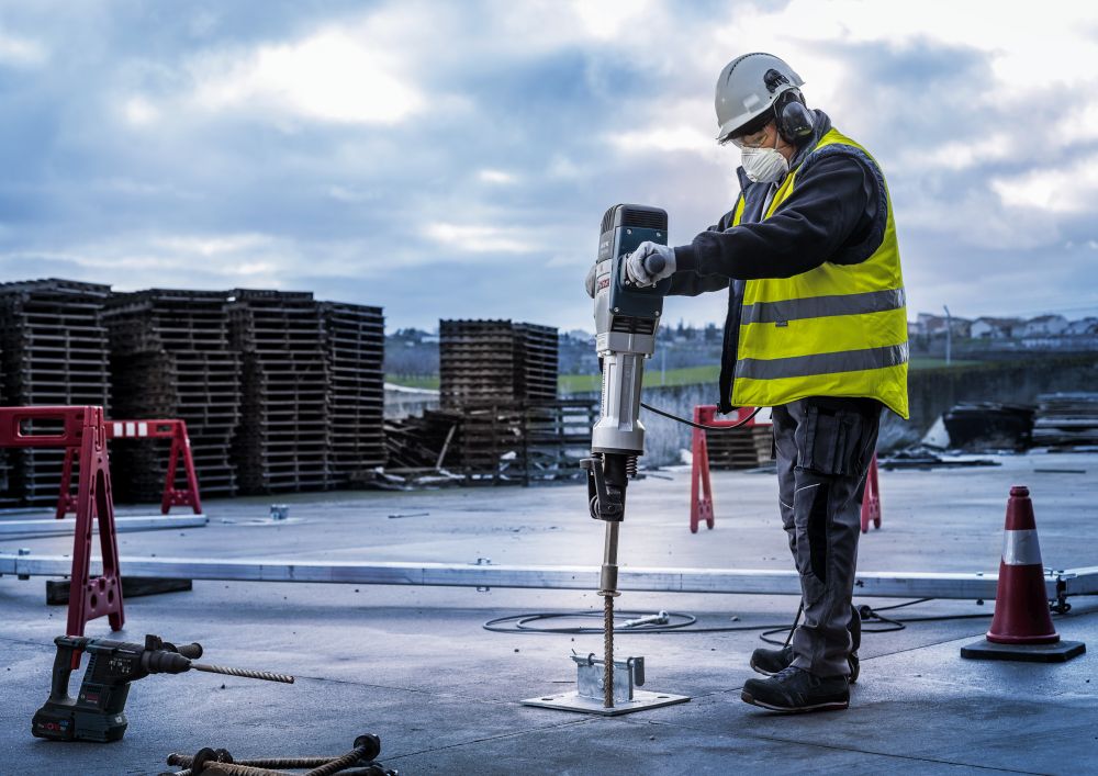 Bosch PRO HEX&nbsp;28 Einschlaghilfe für Erdspieße, 300&nbsp;mm Produktbild img5 L