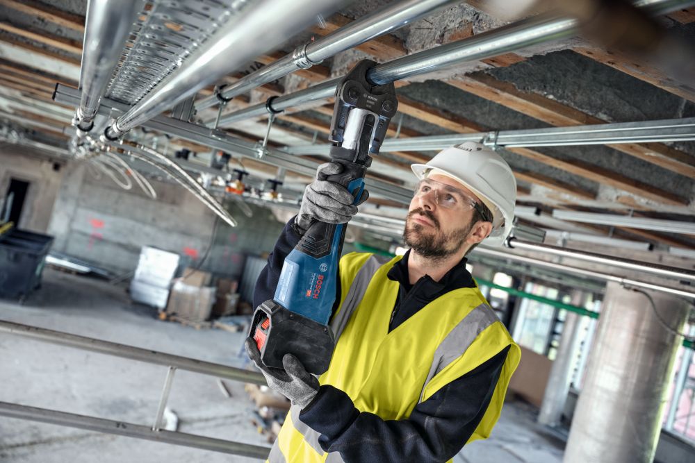 Bosch PRO Akku-Presswerkzeug GPT 18V-32, 1 x XL-BOXX Produktbild img4 L