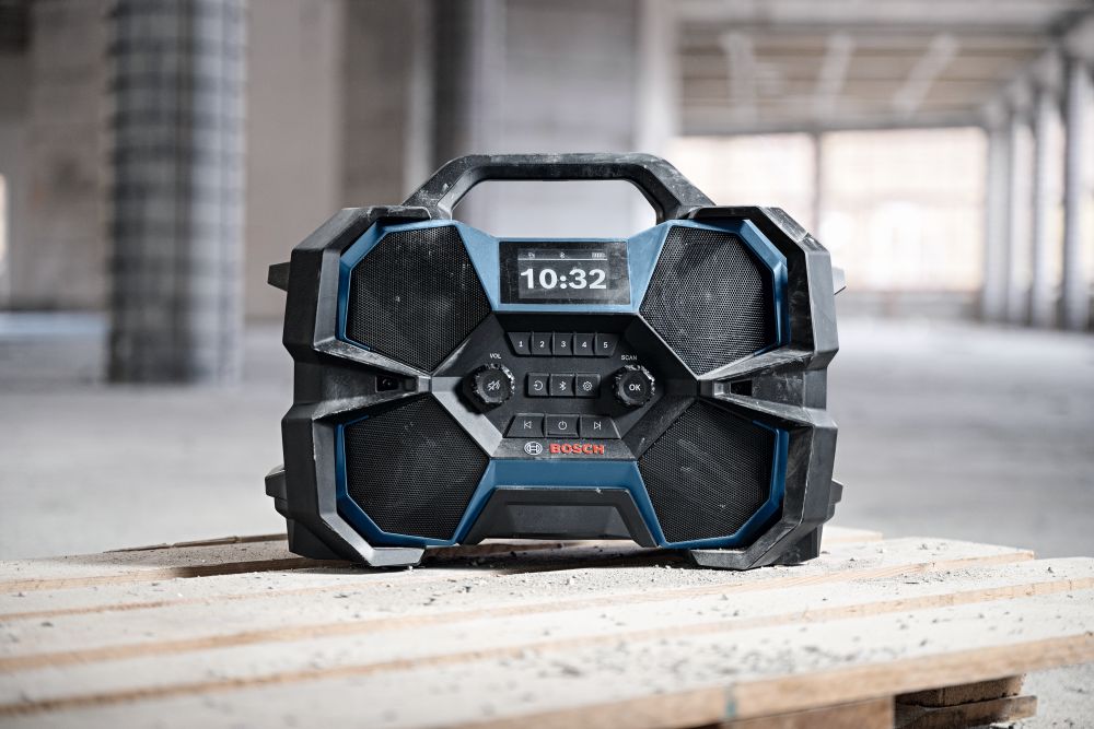 Bosch PRO Radio GPB 18VH-6 SRC Produktbild img4 L