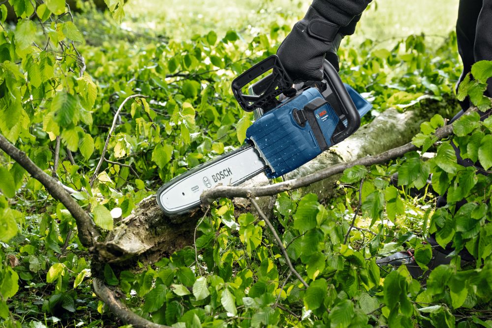 Bosch PRO Akku-Kettensäge GKE 18V-40, 1x EXBA18V-55 Produktbild img7 L