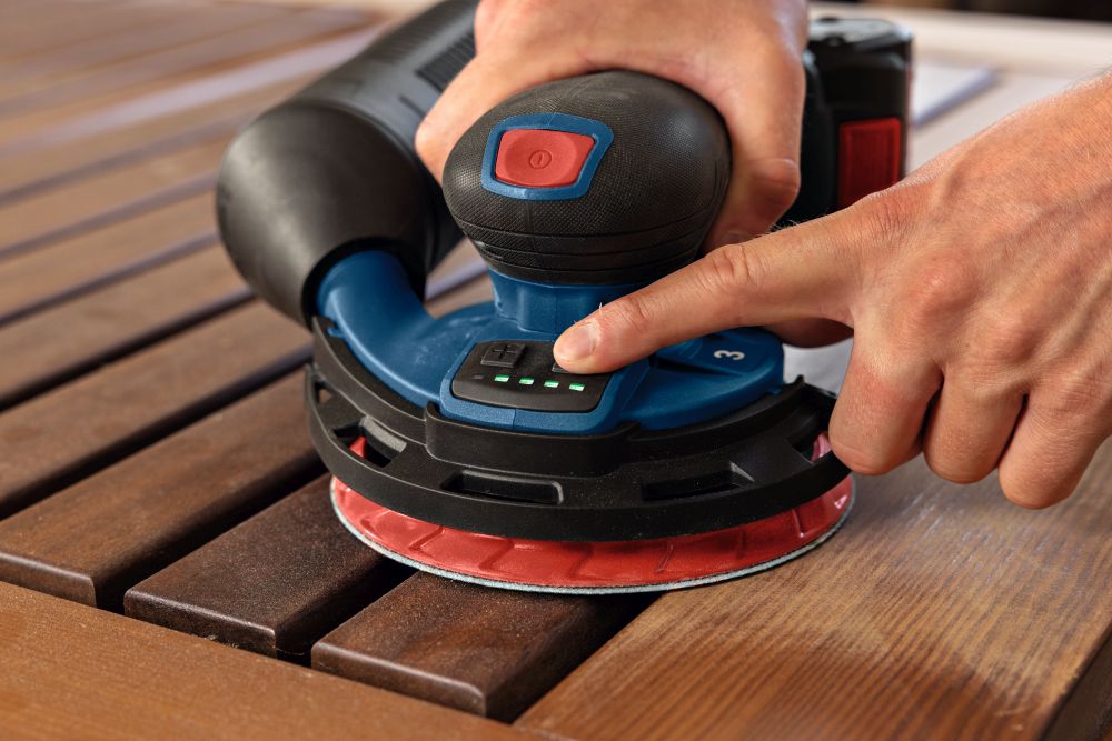 Bosch PRO Akku-Exzenterschleifer GEX 18V-150-3 Produktbild img7 L