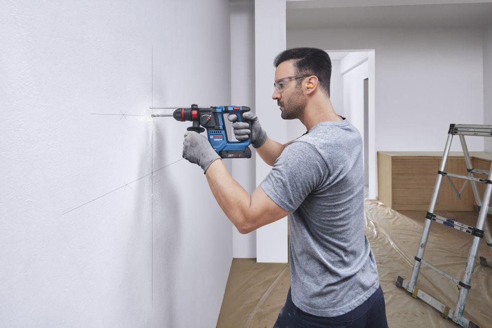 Bosch PRO Akku-Bohrhammer mit ONECHUCK GBH 18V-18 X in L-BOXX Produktbild img6 L