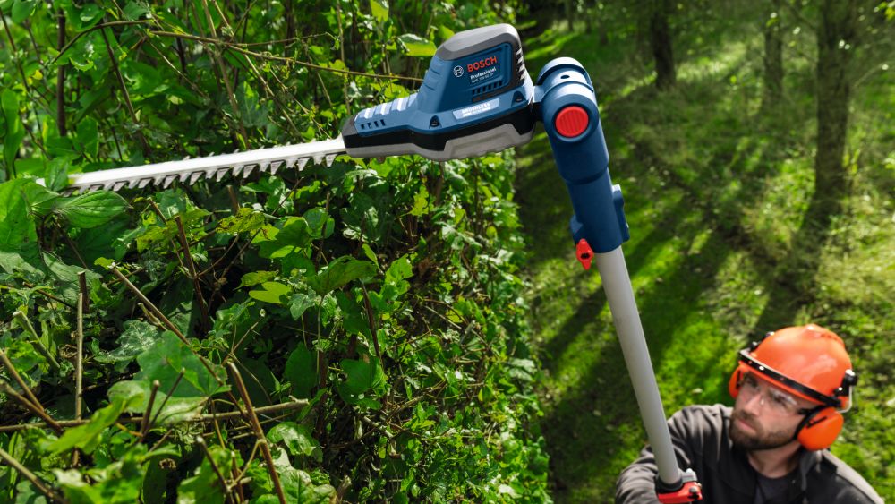Bosch PRO Akku-Teleskop-Heckenschere GHE 18V-50 TP Produktbild img4 L