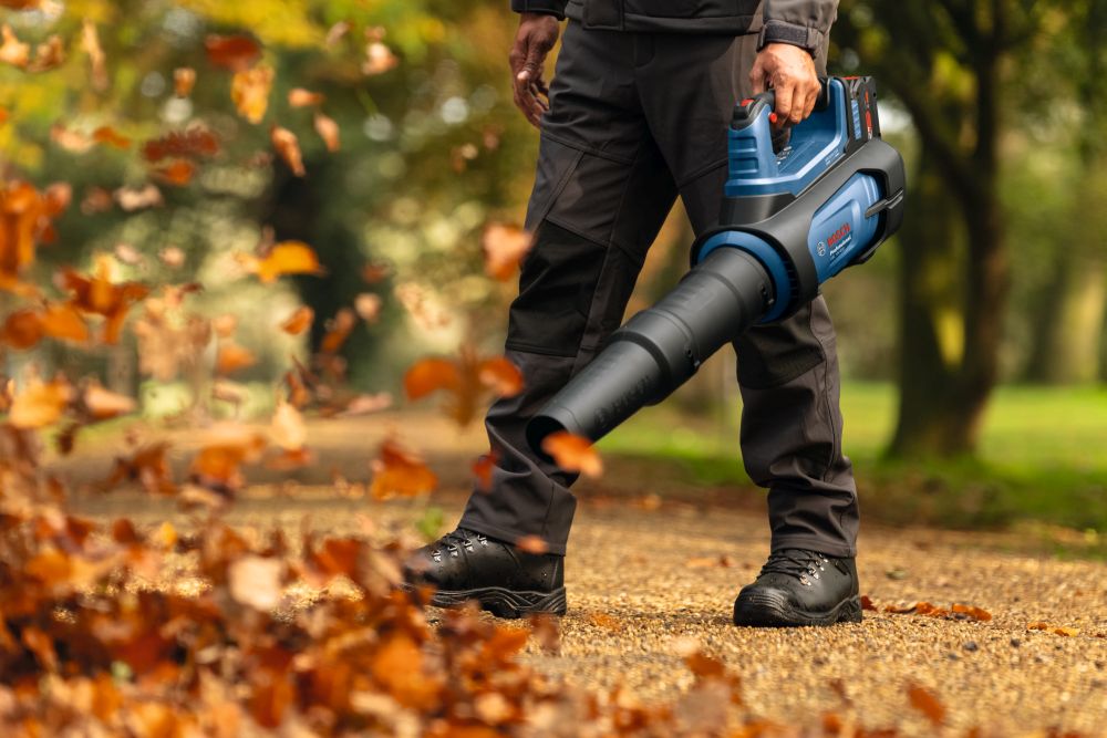 Bosch PRO Akku-Laubbläser GBL 18V-800 Produktbild img6 L
