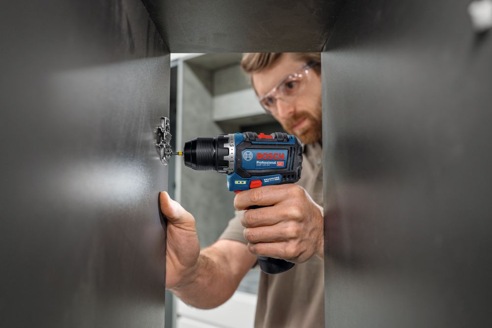 Bosch PRO Akku-Bohrschrauber GSR 12V-32 in L-BOXX Produktbild img4 L