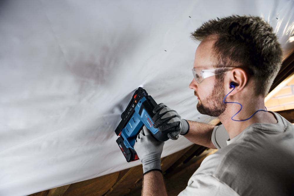 Bosch PRO Akku-Holzklammerer GTH 18V-14 in L-BOXX Produktbild img7 L