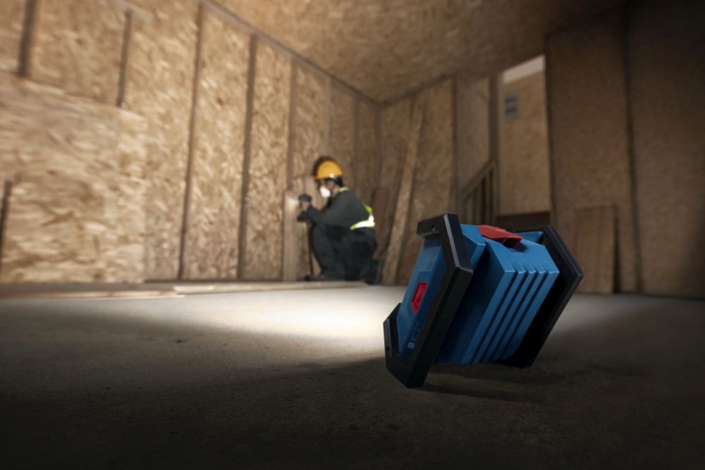 Bosch PRO Akku-Bauleuchte GLI18V-1500 Produktbild img6 L