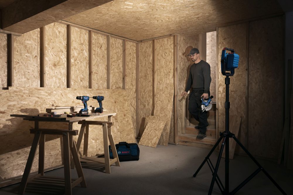 Bosch PRO Akku-Bauleuchte GLI18V-3000 Produktbild img7 L