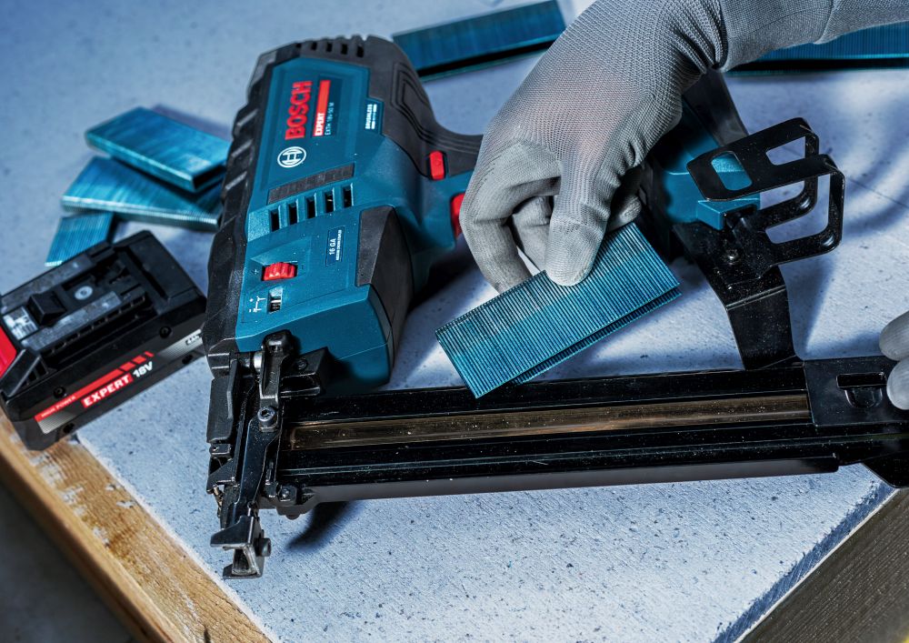 Bosch EXPERT Akku-Holzklammerer EXTH18V-50M, XL-BOXX Produktbild img7 L