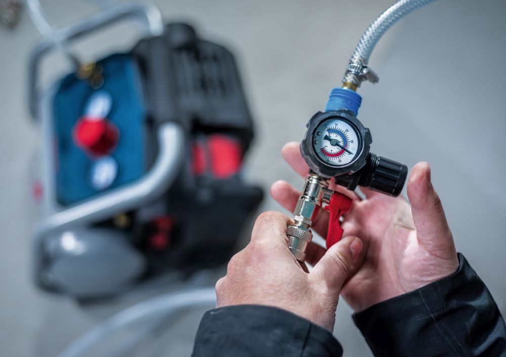 Bosch PRO Kabellose Druckluftpumpe GKO18V-51 Produktbild img7 L