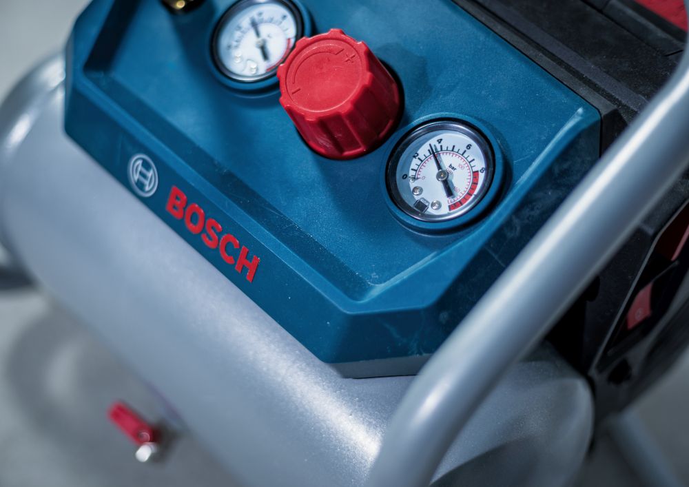 Bosch PRO Kabellose Druckluftpumpe GKO18V-51 Produktbild img6 L