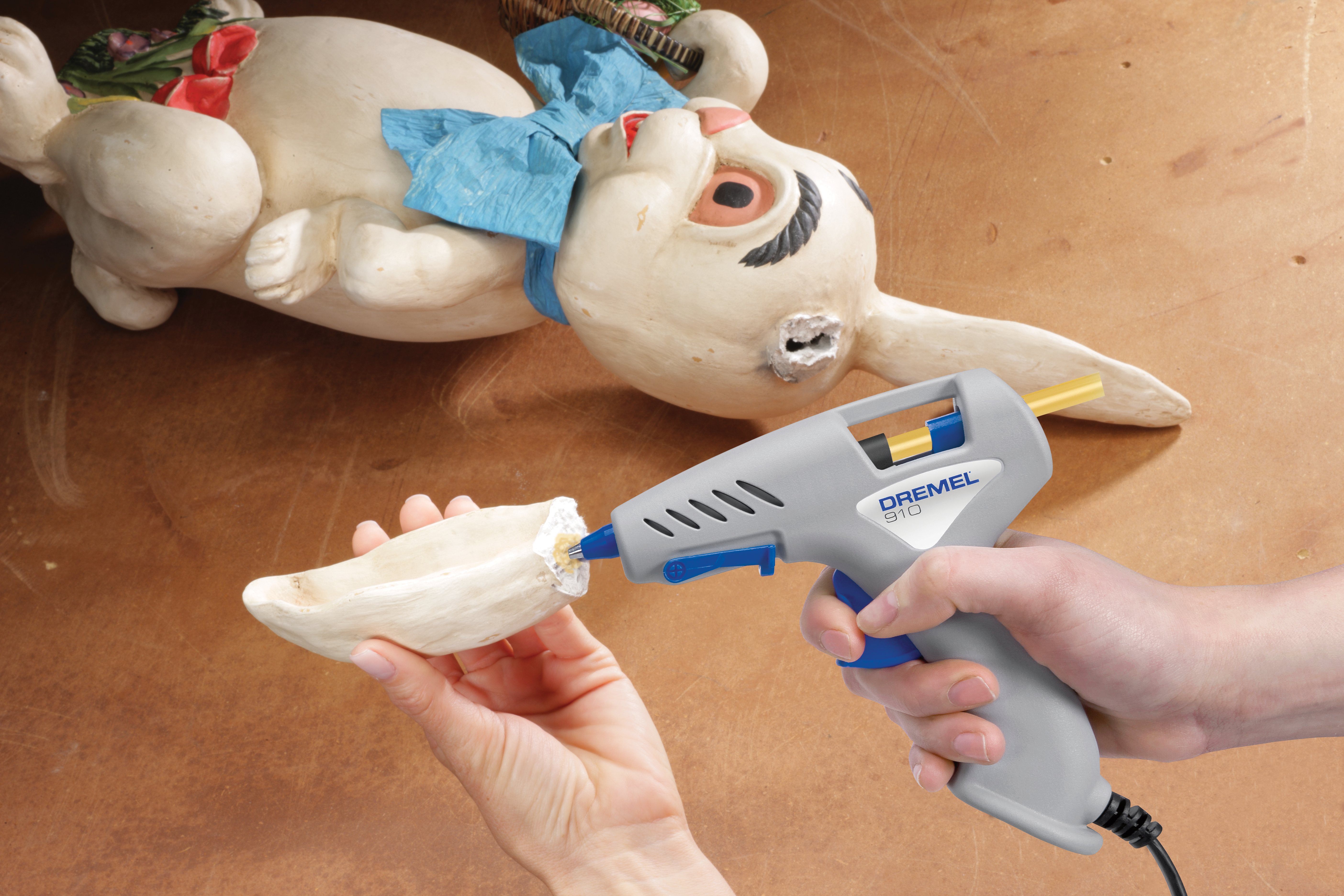 Dremel Heißklebepistole 910-3 Kompaktwerkzeug (165 °C) mit 3 Zubehöre Produktbild img5 L