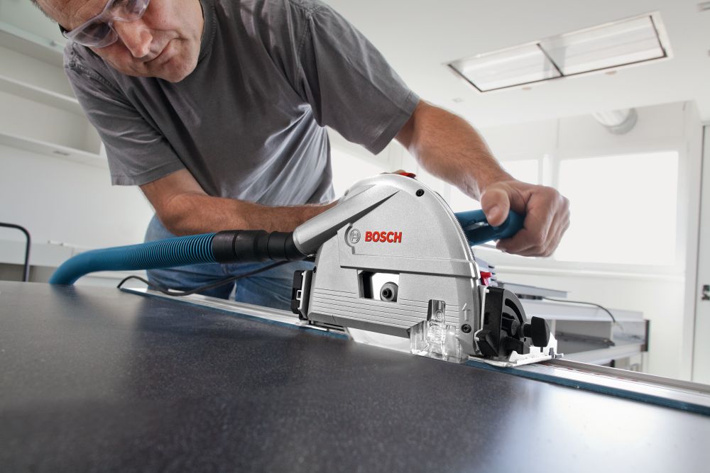 Bosch PRO Tauchsäge GKT 55 GCE + FSN 1400 Produktbild img3 L