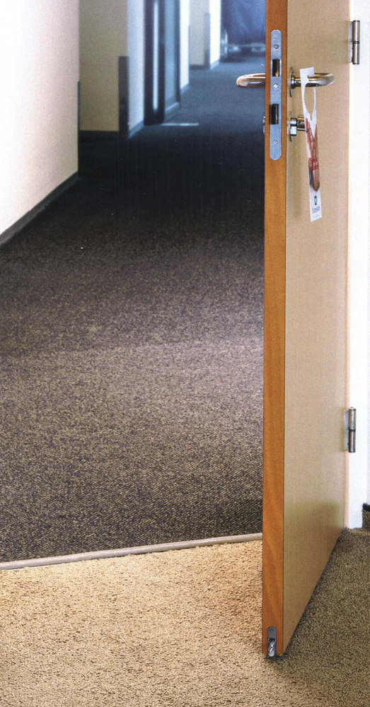 ELLEN absenkbare Bodendichtung, EllenMatic Soundproof Produktbild img2 L